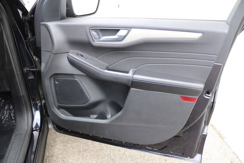 2021 Ford Escape Hybrid SE