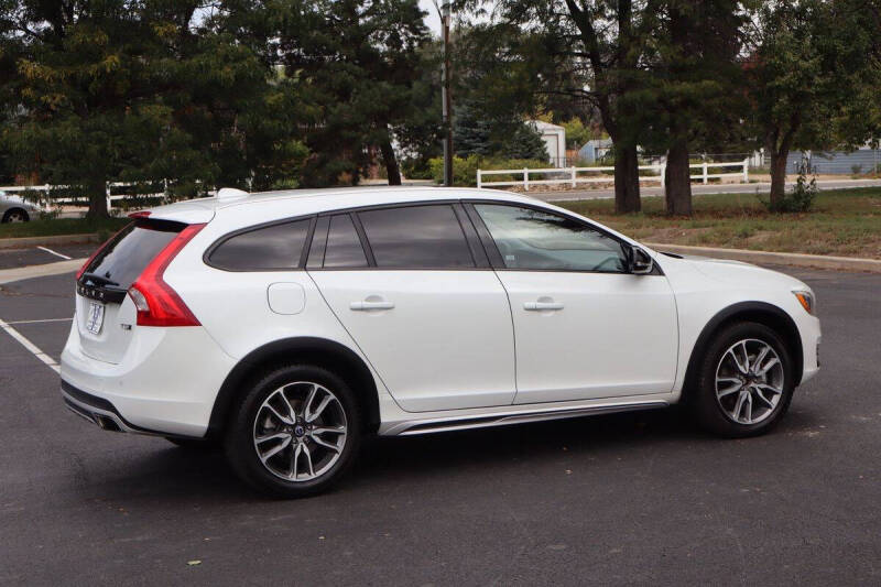 2018 Volvo V60 Cross Country T5 Premier
