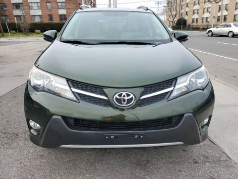 2013 Toyota RAV4 for sale at OFIER AUTO SALES in Freeport NY