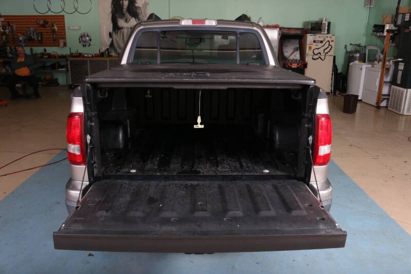 2008 Ford Explorer Sport Trac XLT