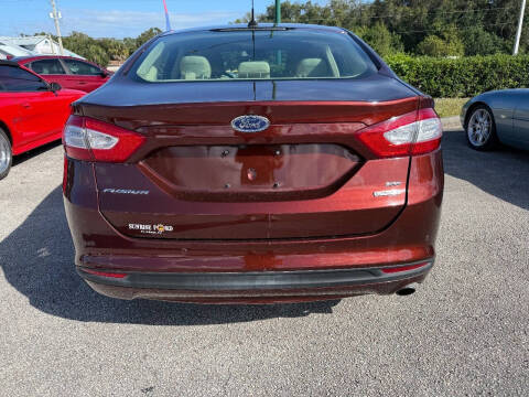 2015 Ford Fusion SE