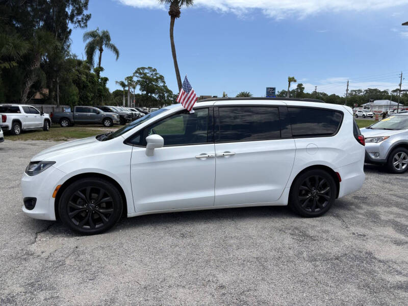 2018 Chrysler Pacifica Touring L