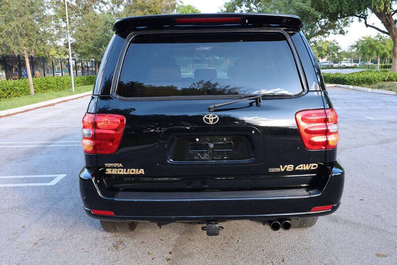 2001 Toyota Sequoia Limited