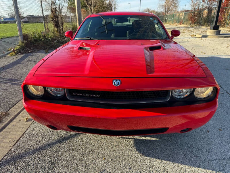 2010 Dodge Challenger SE photo 6