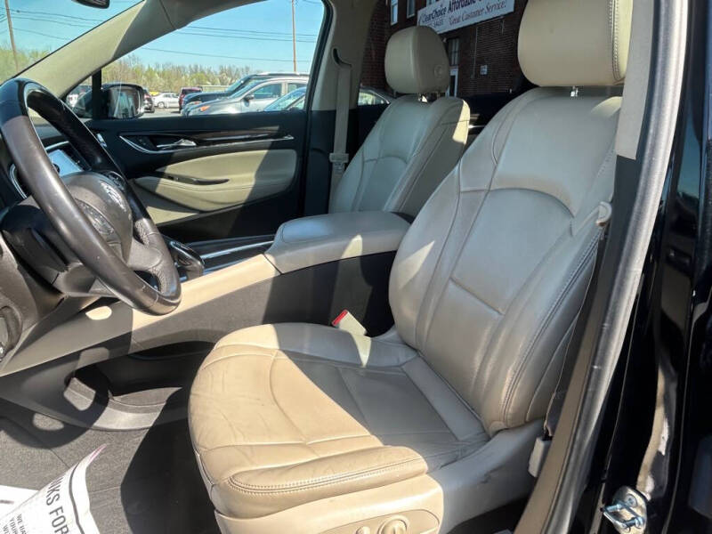 2018 Buick Enclave Essence
