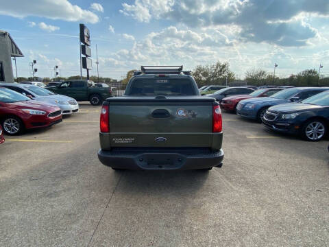 2004 Ford Explorer Sport Trac XLS