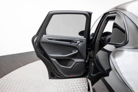 2016 Porsche Macan S