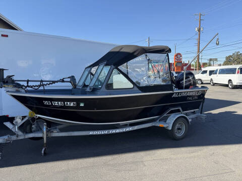 2015 Alumaweld Talon