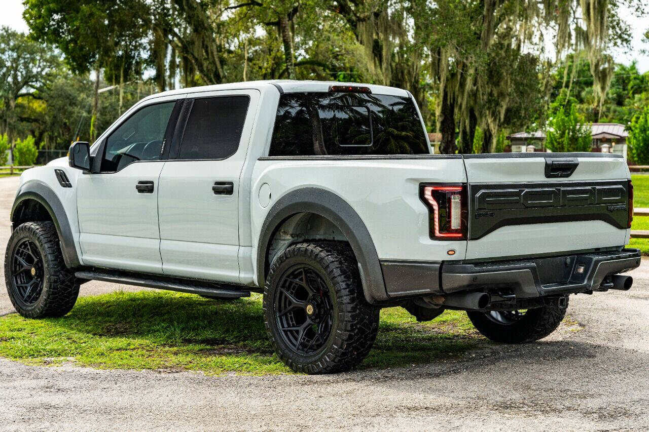 2017 FORD F-150 Pickup - $36,999