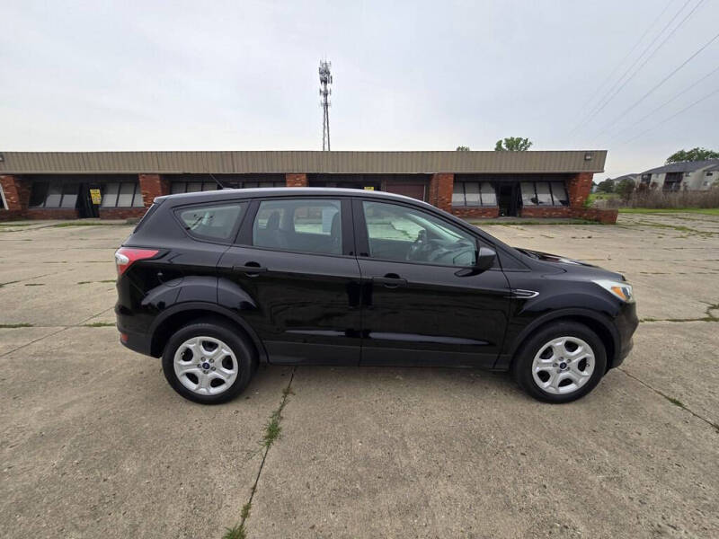 2017 Ford Escape S