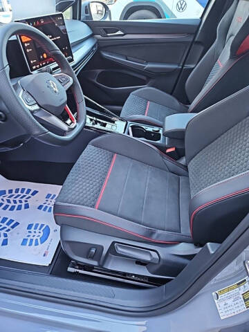 2026 Volkswagen Golf GTI SE