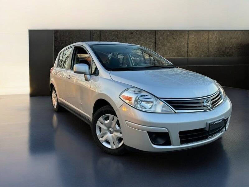 2010 Nissan Versa 1.8 S
