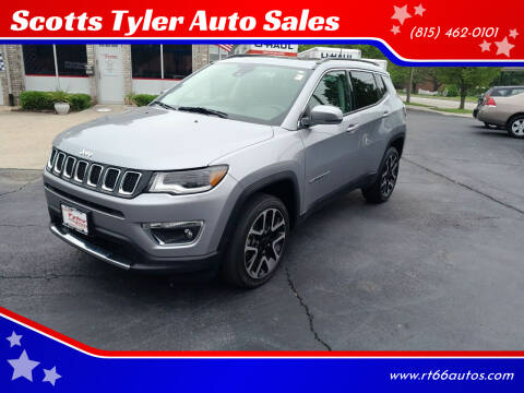 2017 Jeep Compass for sale at Scotts Tyler Auto Sales in Wilmington IL