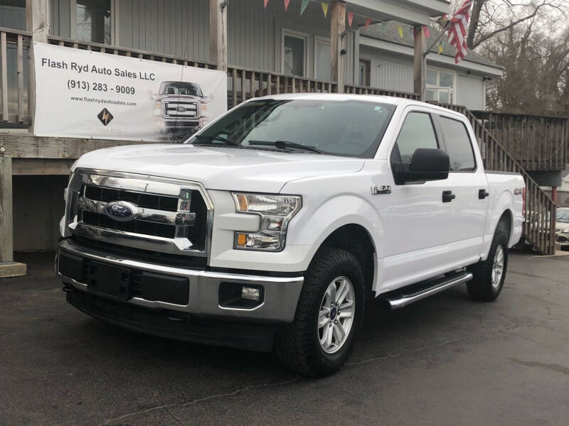 2017 Ford F-150 for sale at Flash Ryd Auto Sales in Kansas City KS