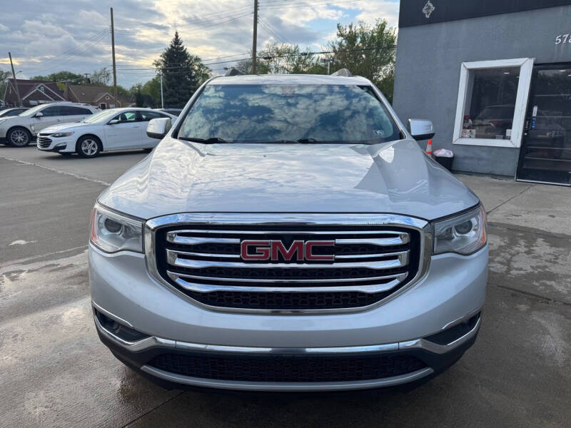2017 GMC Acadia SLE-2