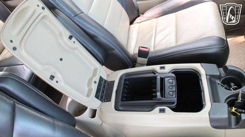 2005 Ford Excursion Eddie Bauer