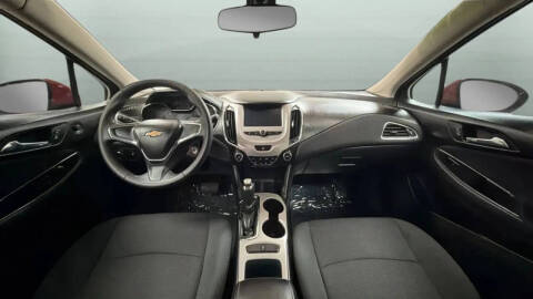 2017 Chevrolet Cruze LS Auto