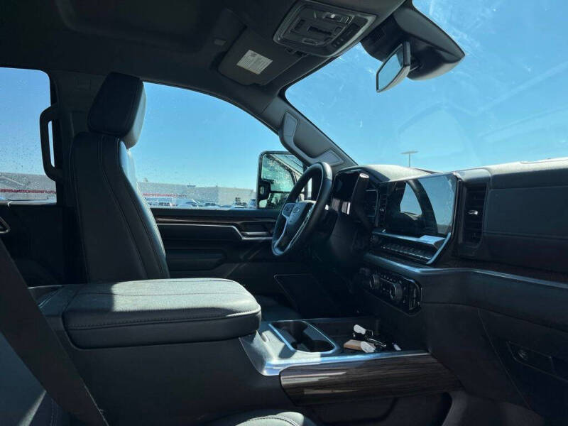 2025 Chevrolet Silverado 3500HD