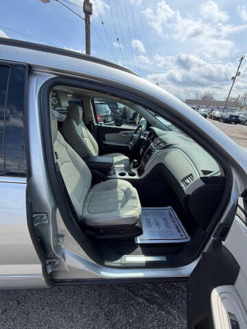 2011 Chevrolet Traverse LTZ