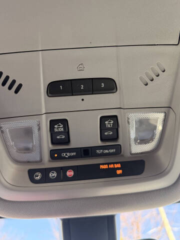 2017 GMC Acadia SLT-1