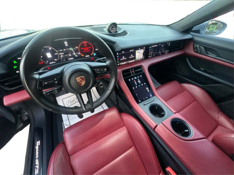 2023 Porsche Taycan GTS