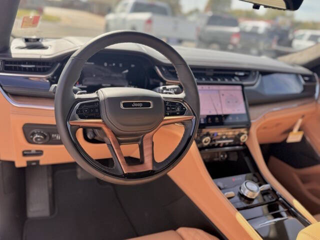 2025 Jeep Grand Cherokee Summit