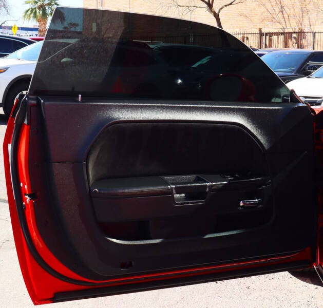 2009 Dodge Challenger SRT8