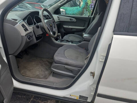 2012 Chevrolet Traverse LS