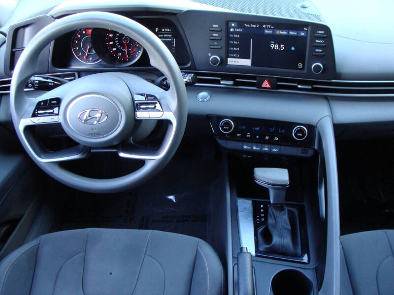 2023 Hyundai Elantra