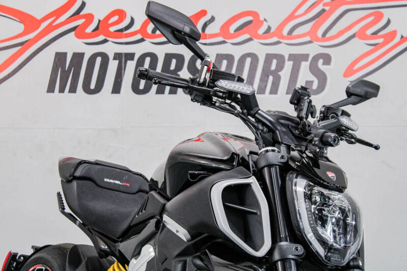 2023 Ducati Diavel V4