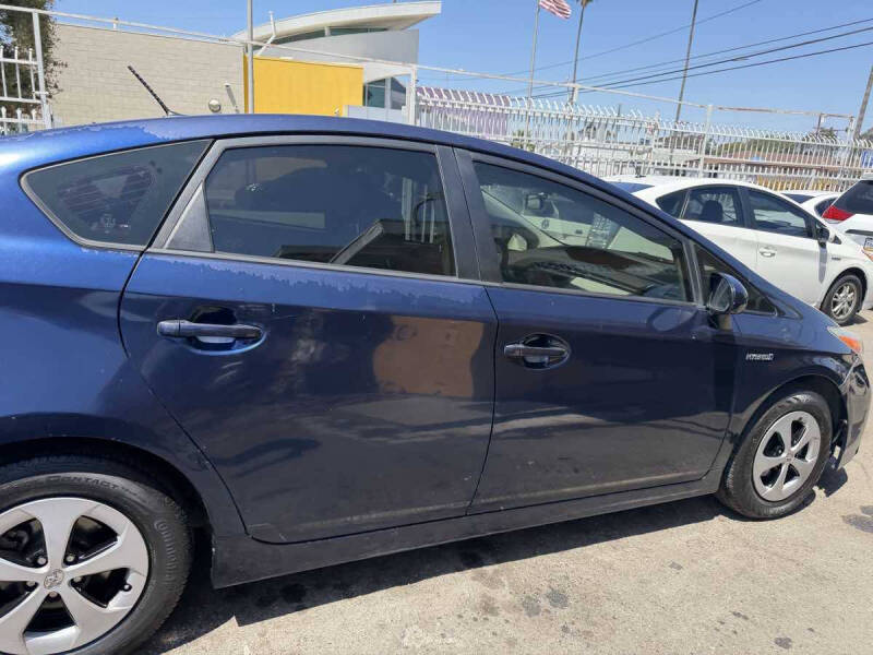 2014 Toyota Prius Three