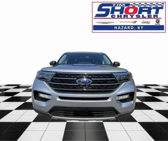 Used 2021 Ford Explorer XLT with VIN 1FMSK8DH2MGA59139 for sale in Hazard, KY