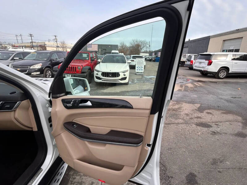 2017 Mercedes-Benz GLS GLS 550