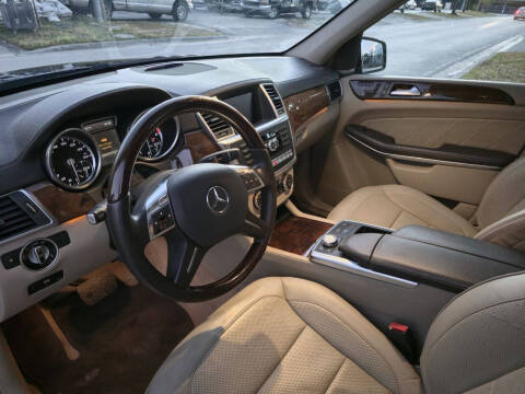 2013 Mercedes-Benz GL-Class GL 550 4MATIC