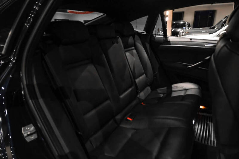 2014 BMW X6 M