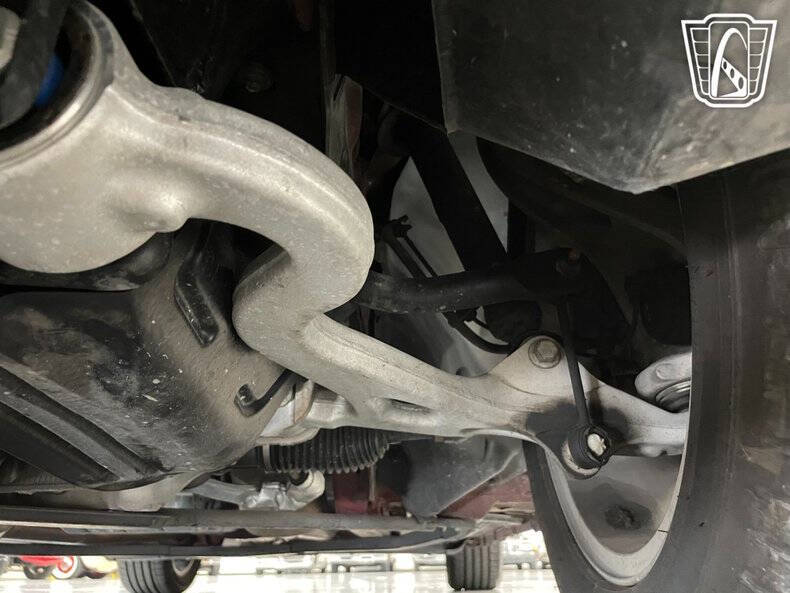 2004 Ford Thunderbird Deluxe