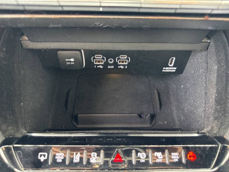 2022 Jeep Grand Wagoneer Series II