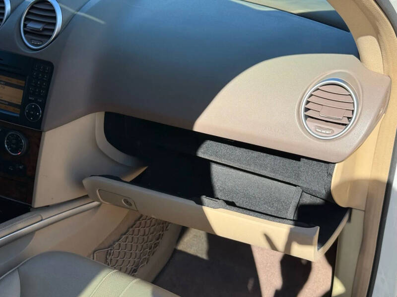 2009 Mercedes-Benz M-Class ML 550