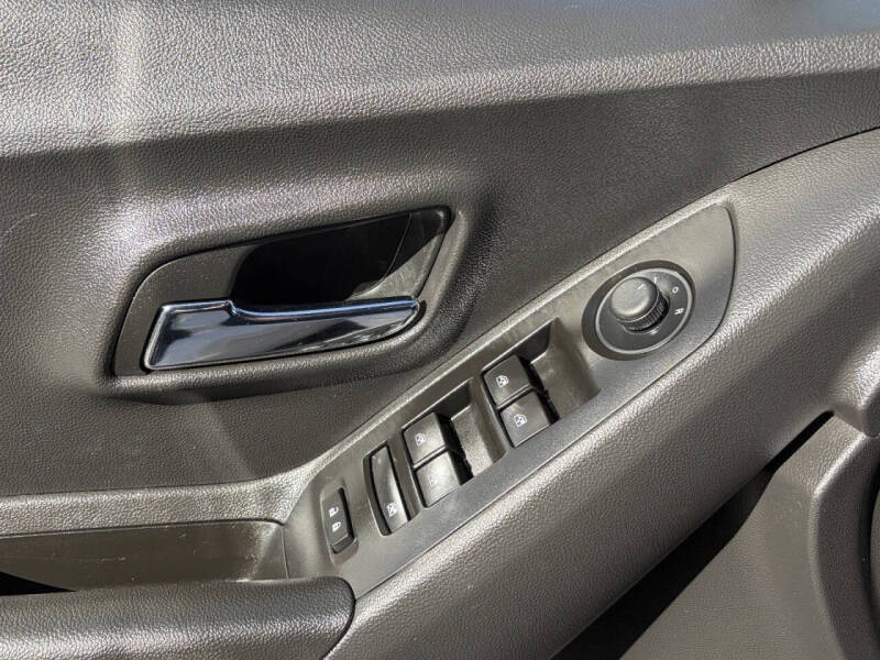 2022 Chevrolet Trax LS
