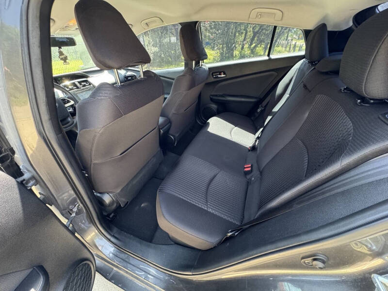 2016 Toyota Prius Two