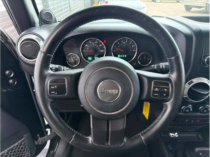 2011 Jeep Wrangler Unlimited Sahara