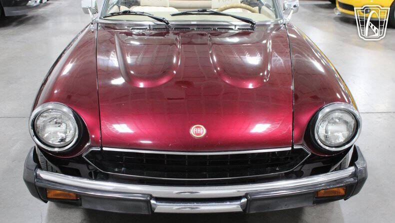 1982 FIAT 2000 Spider