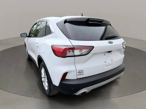 2021 Ford Escape SE