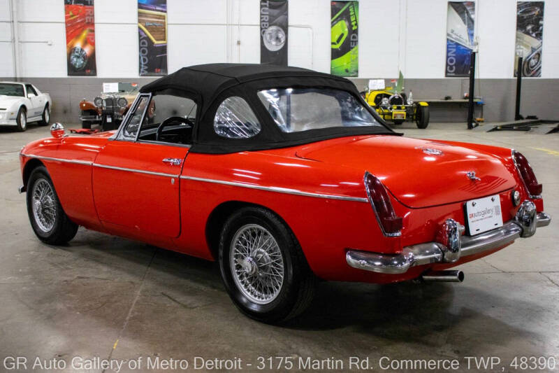 1965 MG MGB