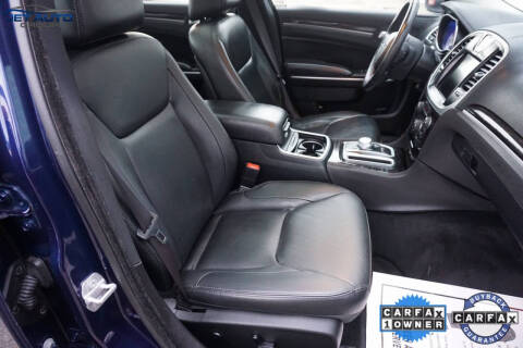 2015 Chrysler 300 Limited