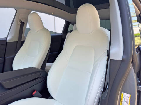 2024 Tesla Model Y Long Range