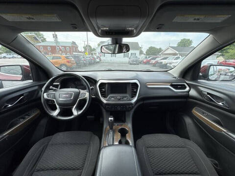2017 GMC Acadia SLE-1