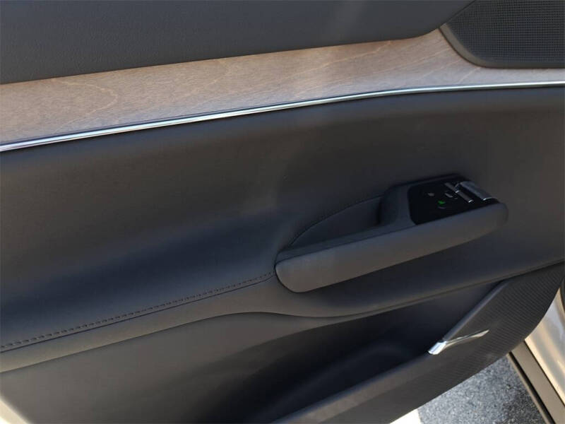 2025 Volvo EX90 Twin Performance Plus 6P