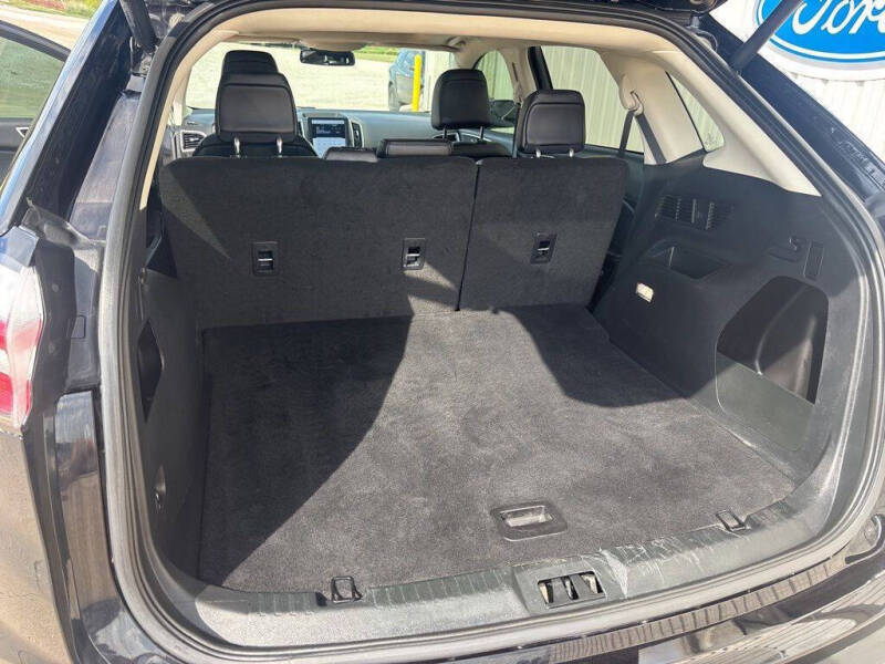 2024 Ford Edge