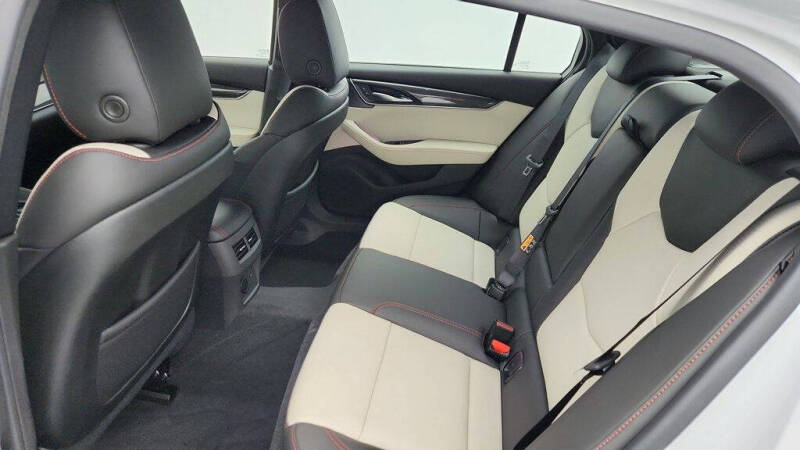 2025 Cadillac CT5 Sport